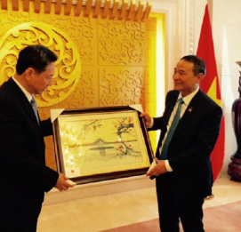 Bộ GTVT Việt Nam và Bộ GTVT Trung Quốc tăng cường hợp tác trên nhiều lĩnh vực - VĨNH HƯNG JSC