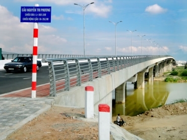Cầu Nguyễn Tri Phương - VĨNH HƯNG JSC
