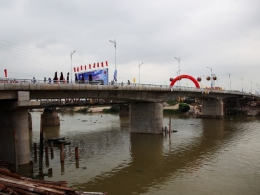 Cầu Thị Cầu - VĨNH HƯNG JSC