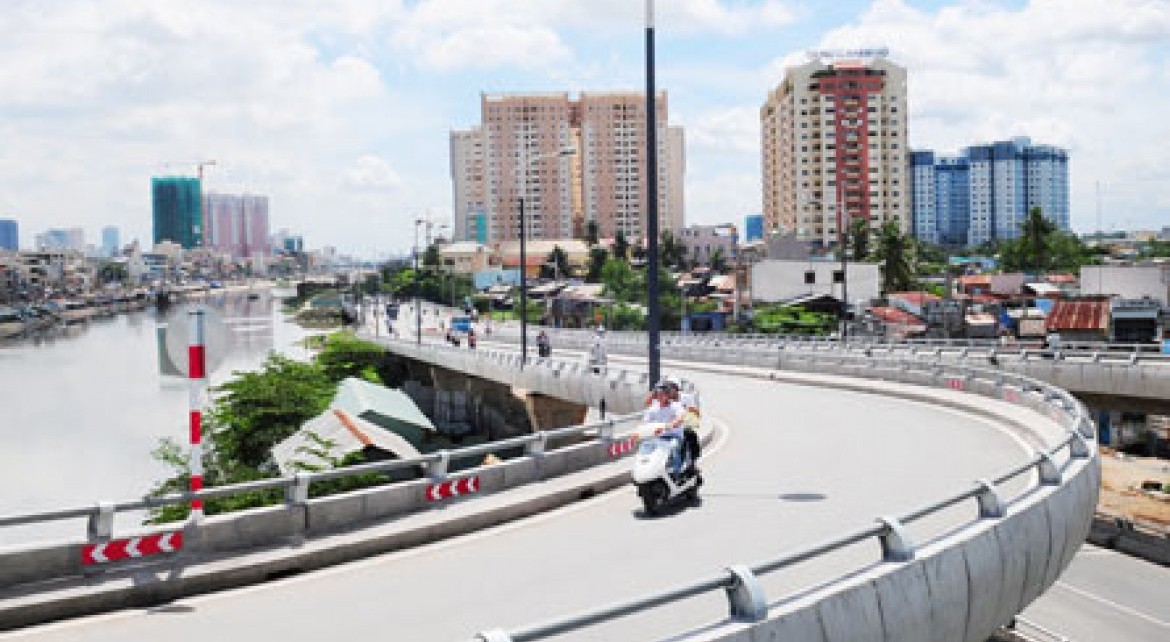Nguyen Van Cu Bridge - Vinh Hung JSC