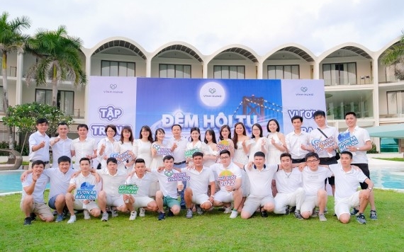 Summer vacation of Vinh Hung in Phu Quoc - Vinh Hung JSC