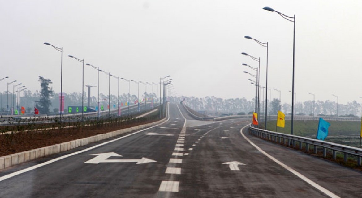 Ha Noi - Thai Nguyen Express way - Vinh Hung JSC