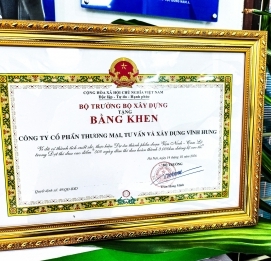 Vĩnh Hưng nhận bằng khen của Bộ trưởng Bộ Xây dựng - Vinh Hung JSC