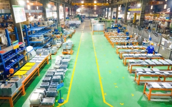 NHÀ MÁY VĨNH HƯNG IP: TĂNG TỐC SẢN XUẤT - VĨNH HƯNG JSC