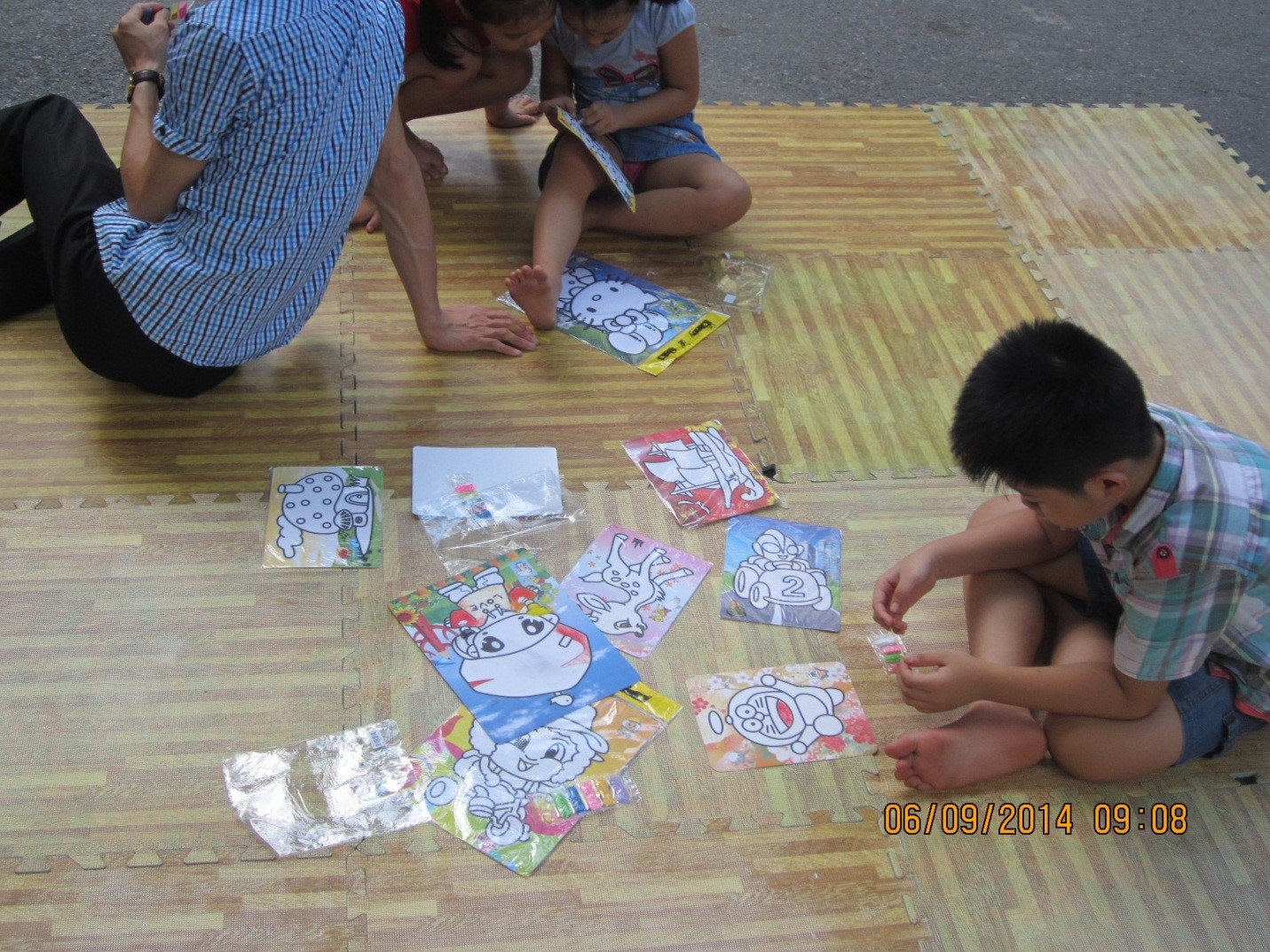 Description: Z:\Company Events\2014\Trung thu\IMG_1023.JPG