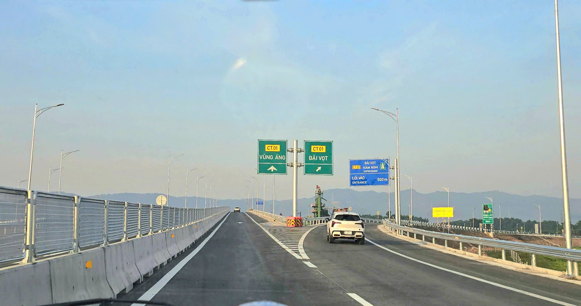 Cao tốc Hàm Nghi – Vũng Áng