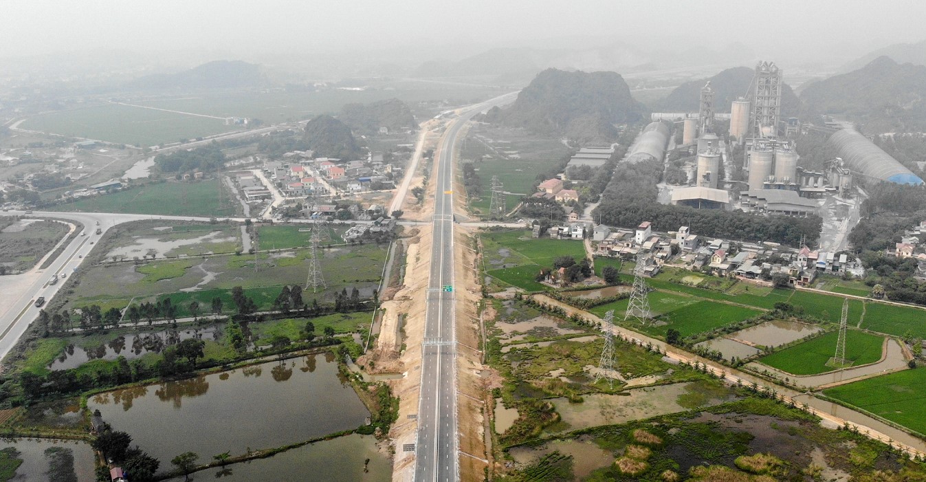 Mai Son – National Highway 45 Expressway