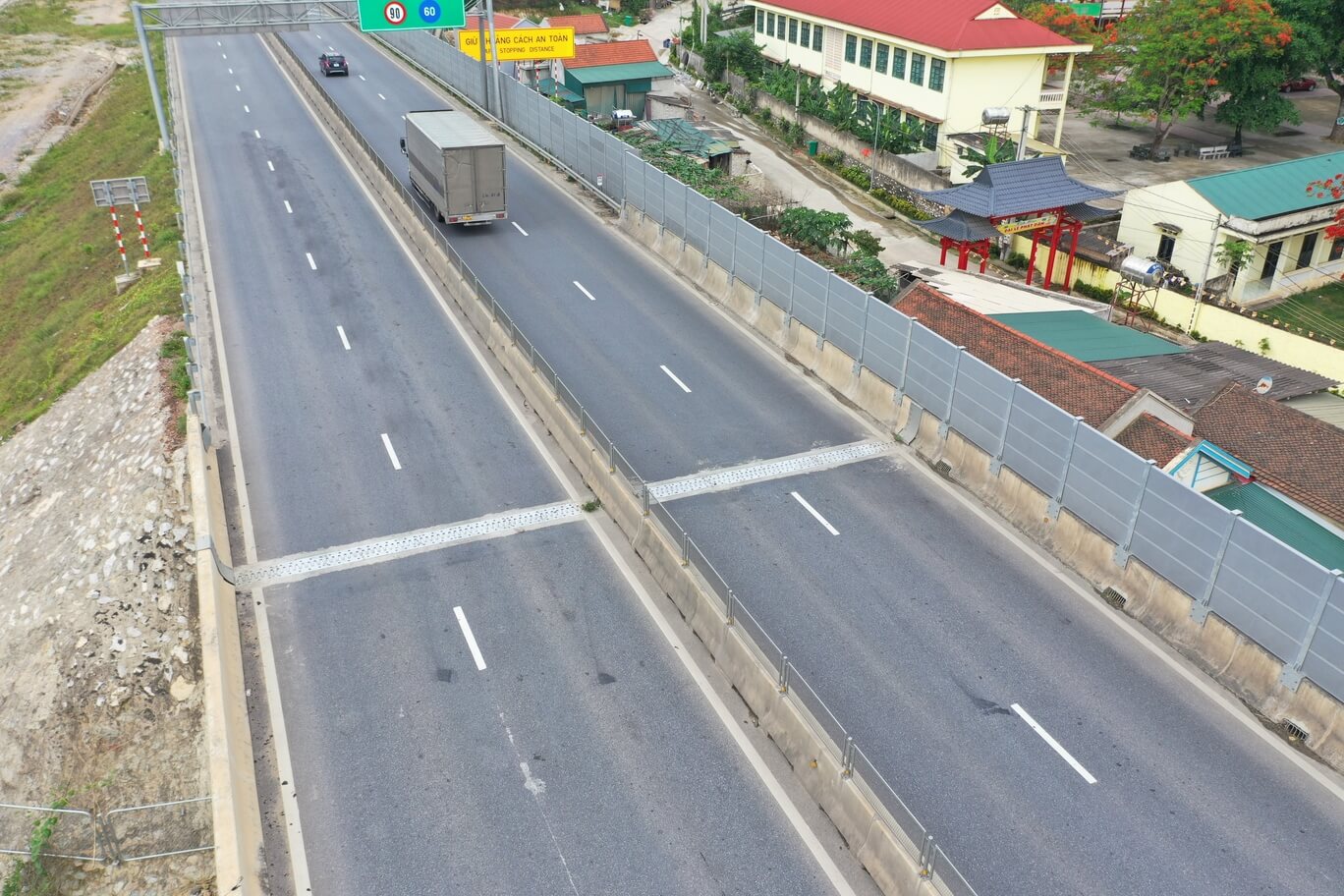 Mai Son – National Highway 45 Expressway
