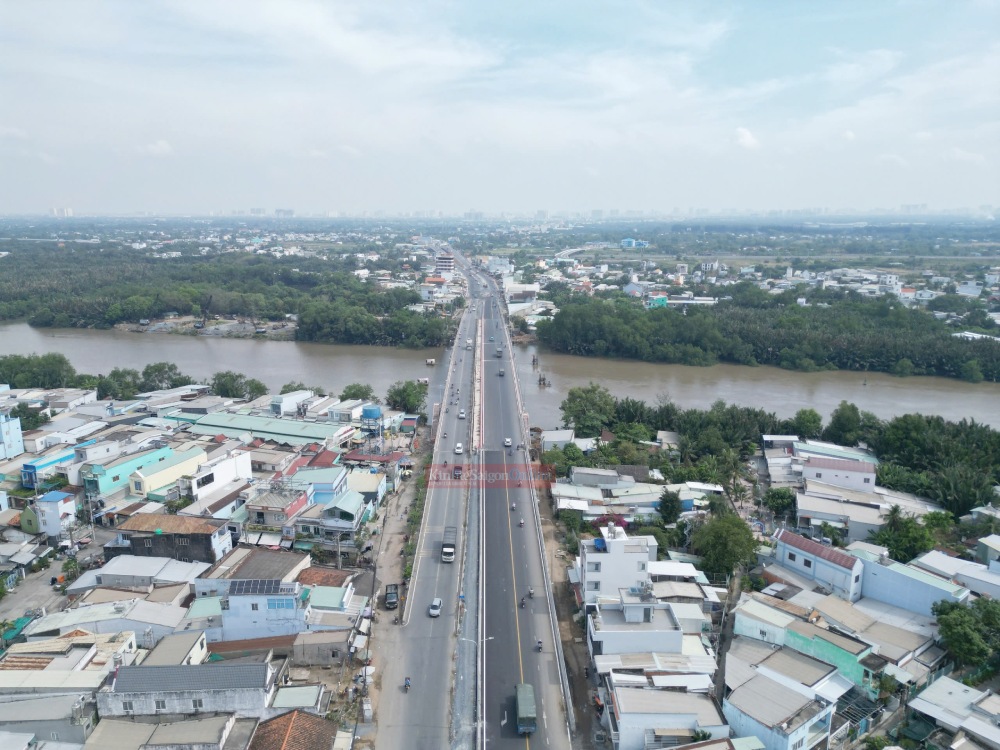 Xây dựng cầu Ông Thìn
