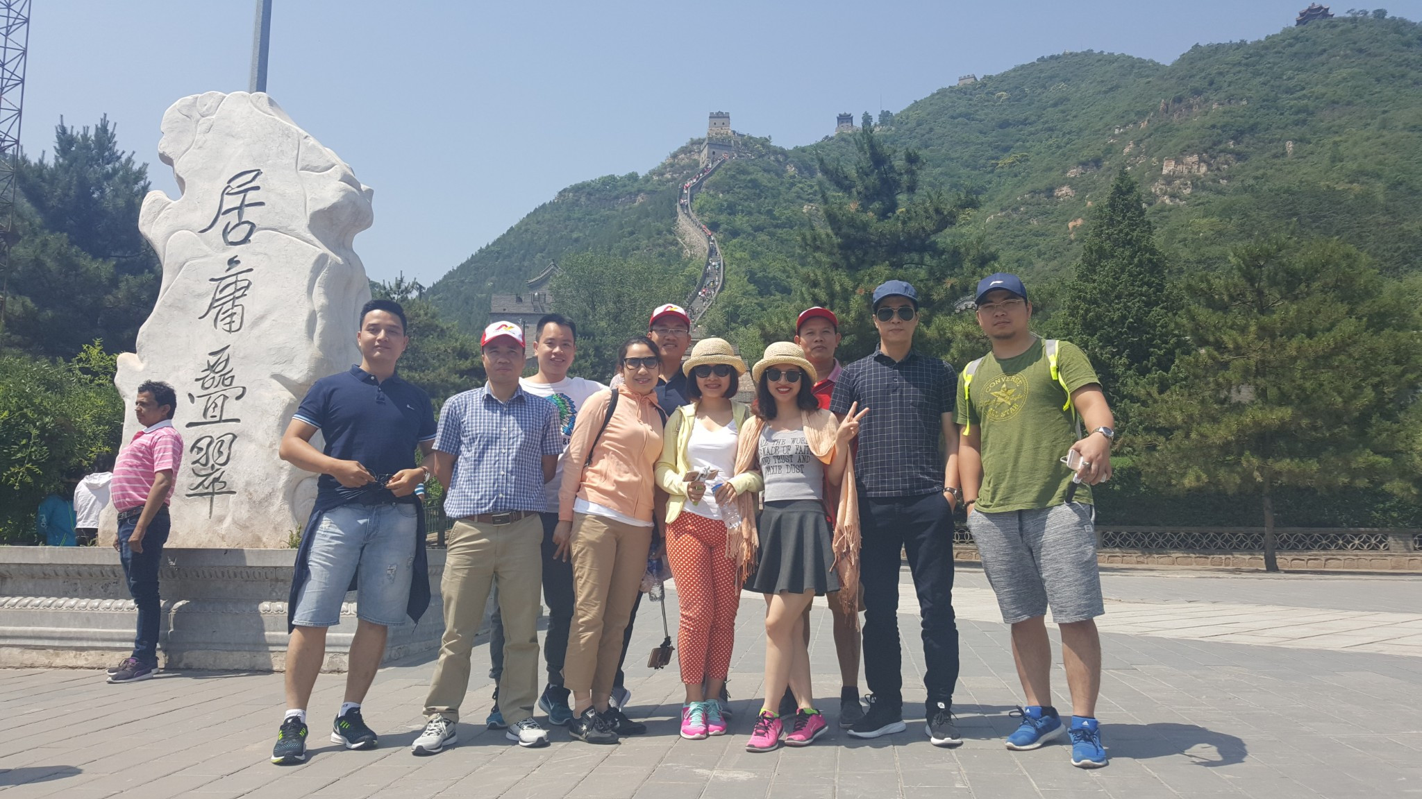 BEIJING – SHANGHAI TOUR OF EXCELLENT STAFF IN 2016 OF VINH HUNG JSC