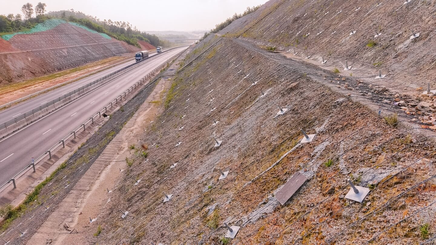 Van Ninh – Cam Lo Expressway