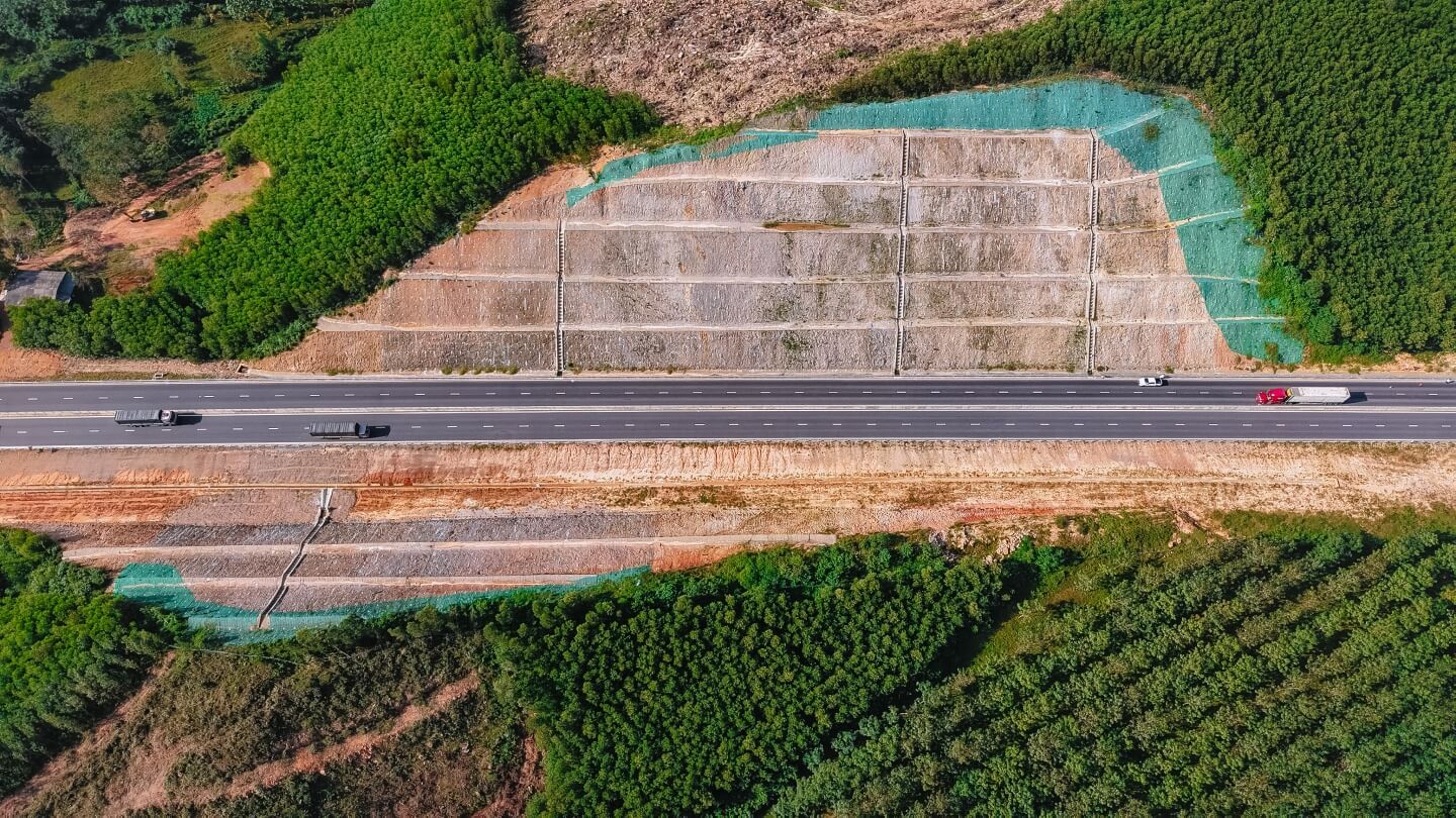 Van Ninh – Cam Lo Expressway