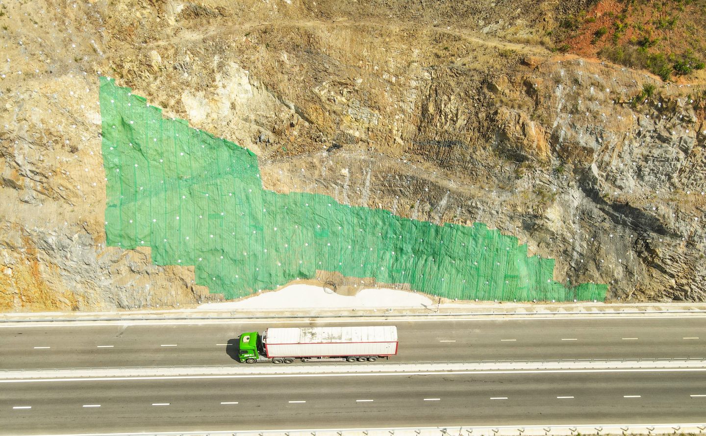 Van Phong – Nha Trang Expressway