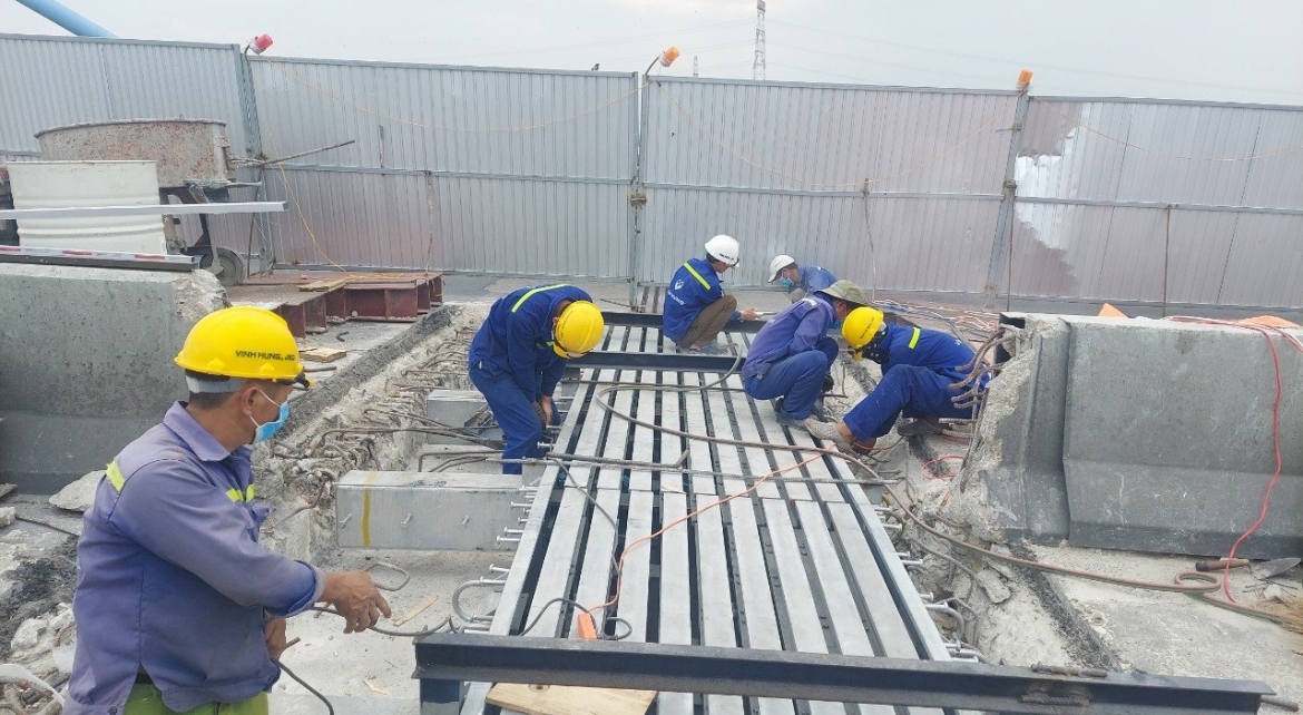 Contract Package No. 3: Repair of expansion joints at abutment A(P) and Piers T11, T14 of My Thuan Bridge on National Highway 1, Tien Giang and Vinh Long Provinces