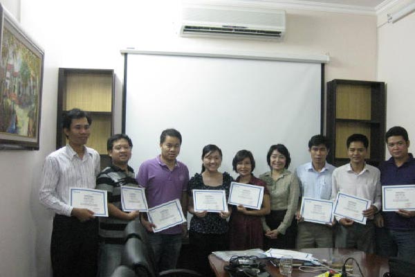 KPI TRAINING AT VINH HUNG COMPANY HEAD OFFICE.