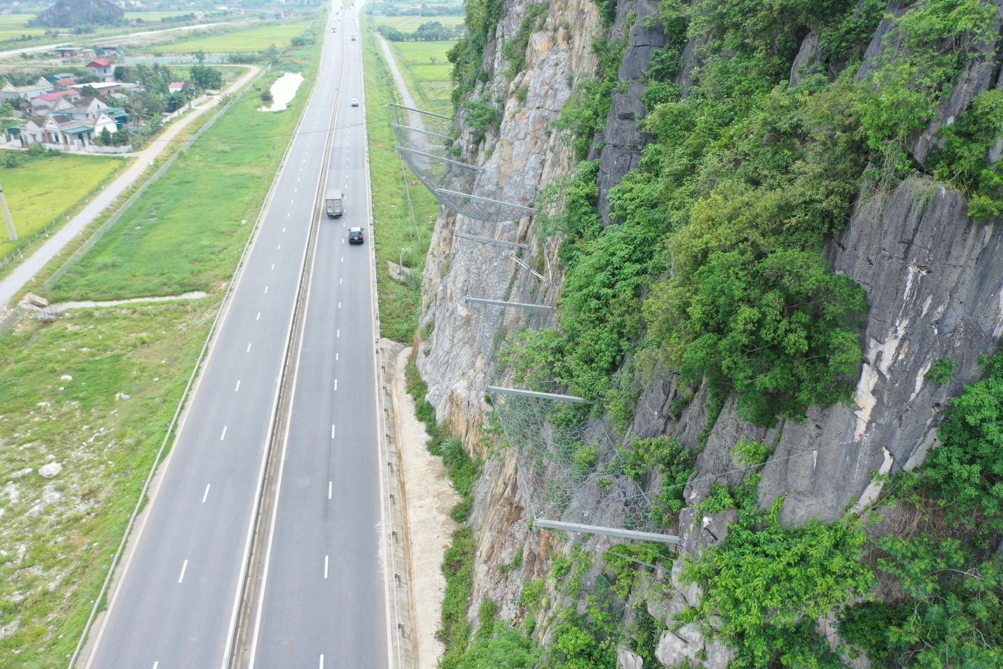 Mai Son – National Highway 45 Expressway Project
