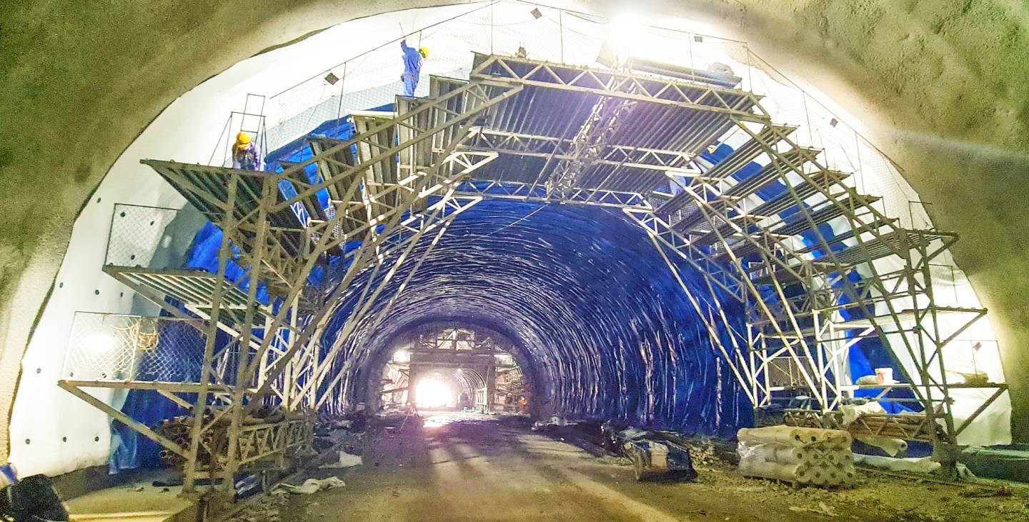 Truong Vinh Tunnel Project