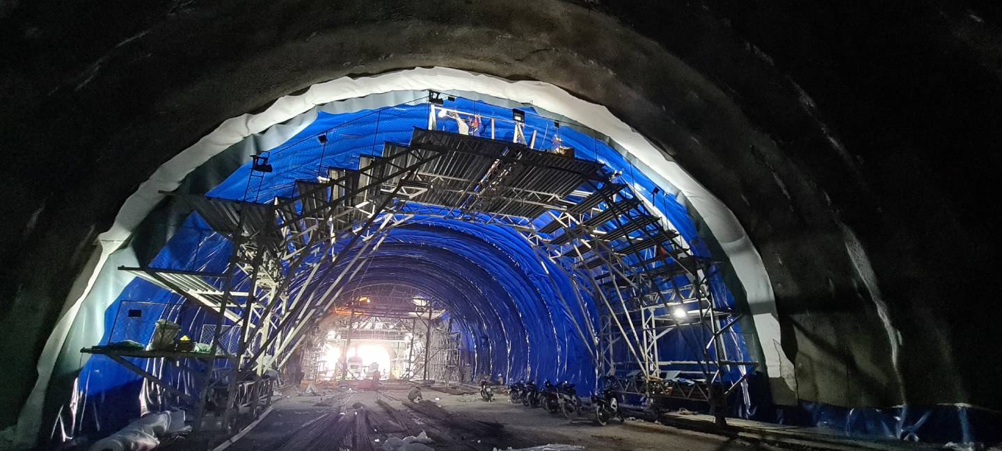 Truong Vinh Tunnel Project