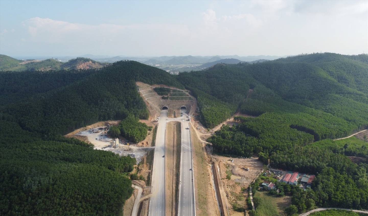 Truong Vinh Tunnel Project
