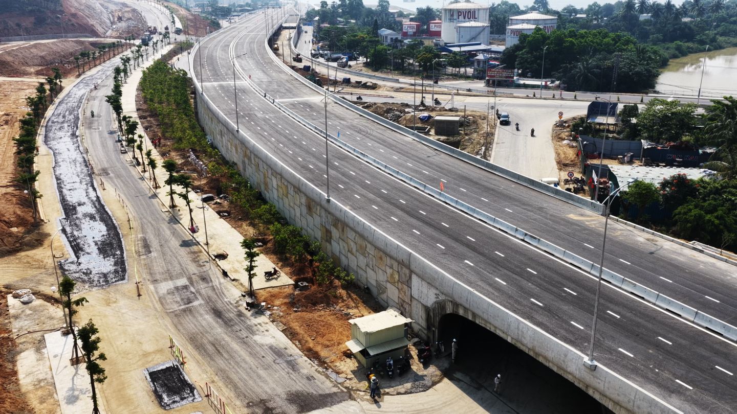 Coastal Road Connecting Lien Chieu Port, Da Nang