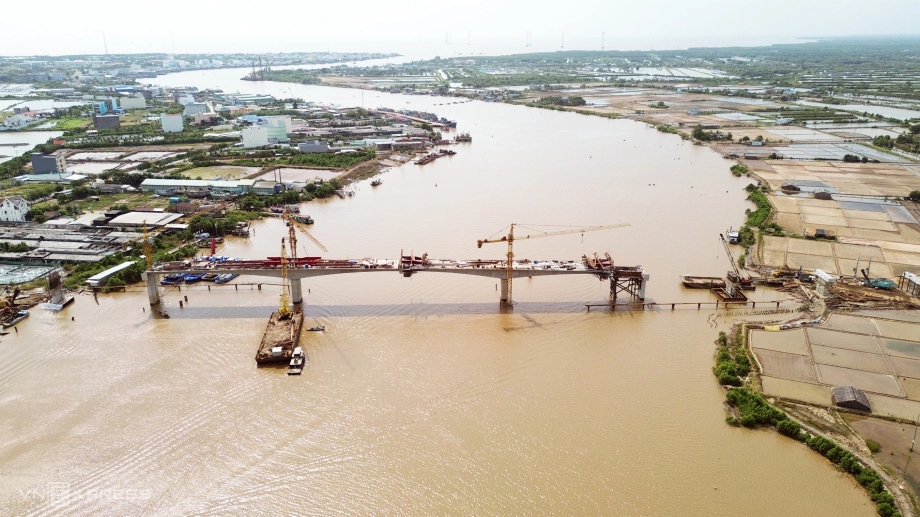 Approach slope levelling for bridges on National Highway 1, Soc Trang, Bac Lieu, and Ca Mau Provinces