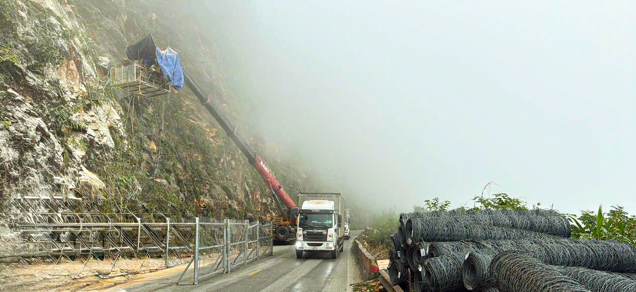 National Highway 6, Hoa Binh Province