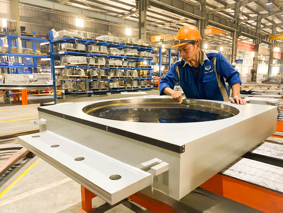Ho Chi Minh Road Construction Investment Project uses 30,000 KN pot bearings manufactured by Vinh Hung