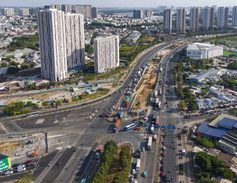 Accelerate the construction of waterproofing system for An Phu Intersection project, Ho Chi Minh City
