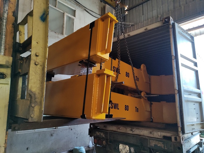 VINH HUNG EXPORT BATCHES OF SPREADERS FOR MALOLOS-CLARK RAILWAY PROJECT (MCRP) IN PHILIPPINES