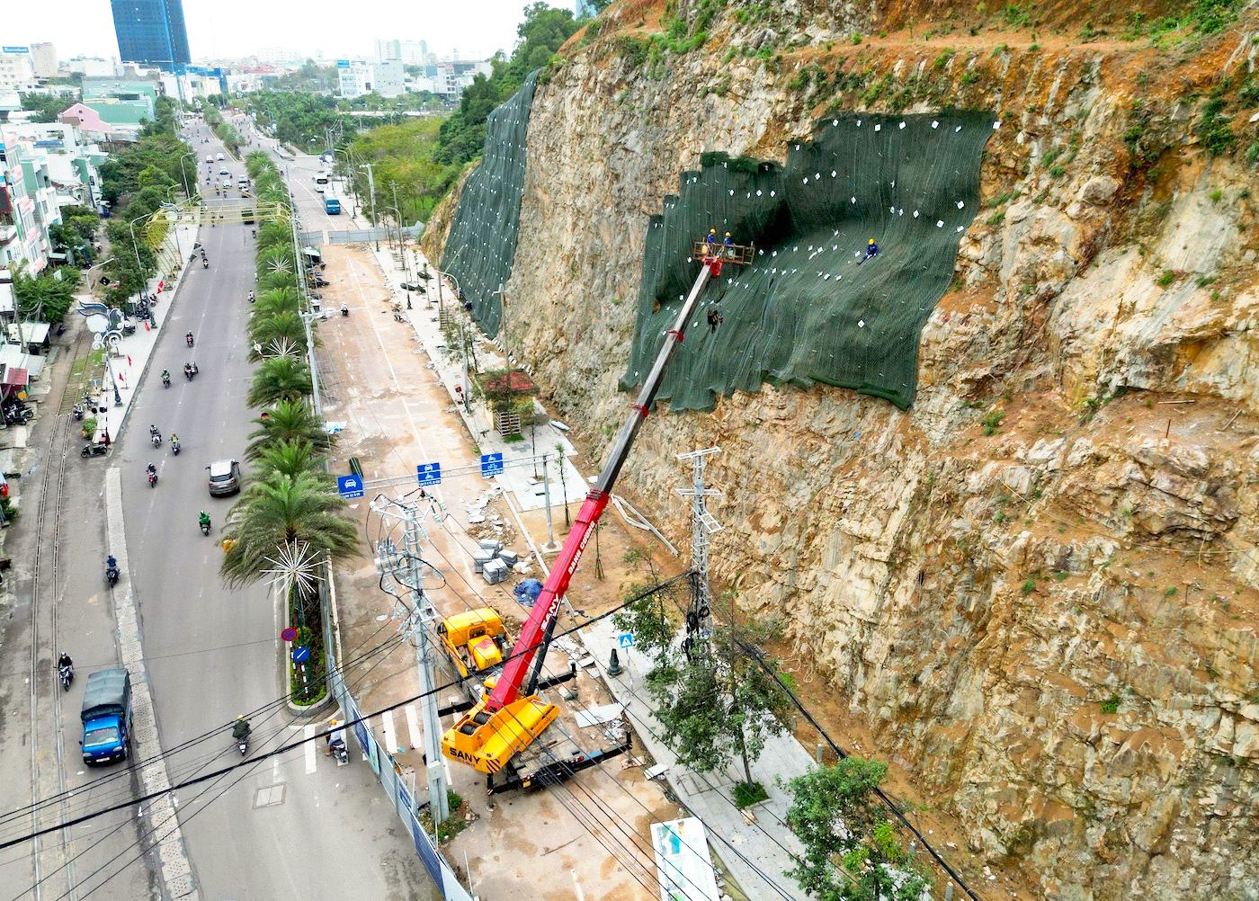 Remedial Works for Slope Failure along the Extended Nguyen Tat Thanh Road, Quy Nhon City
