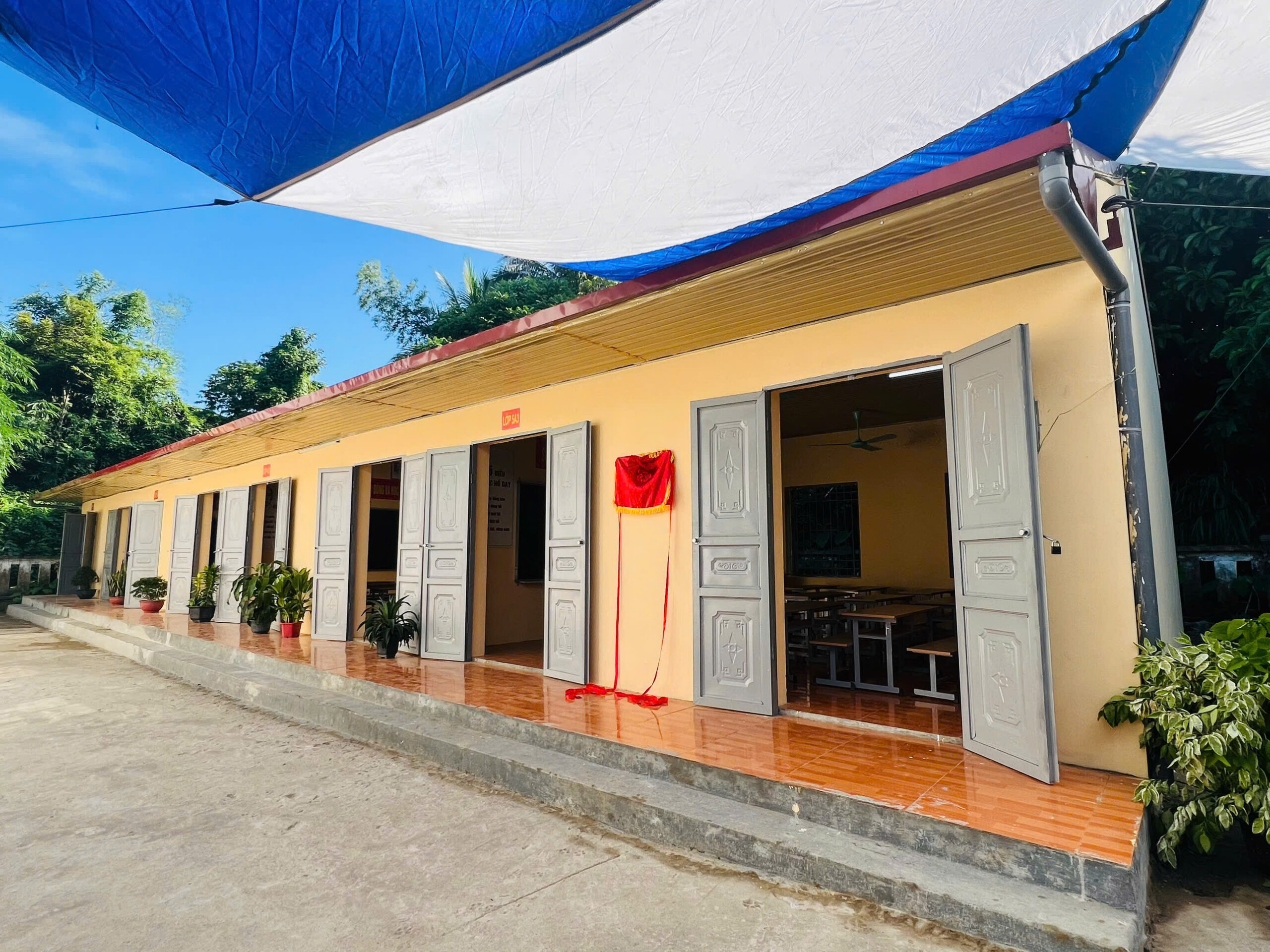 Community Activities: INAUGURATION & DONATION CEREMONY OF THE PA PHA SCHOOL PROJECT (SIN HO, LAI CHAU): SOWING THE SEEDS OF HAPPINESS WITH VINH HUNG IN THE REMOTE NORTHWEST