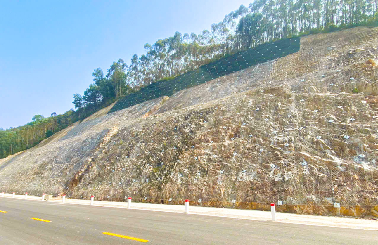 INAUGURATION OF THE ROAD CONNECTING NATIONAL HIGHWAY 19 – BECAMEX VSIP INDUSTRIAL PARK – QUY NHON PORT