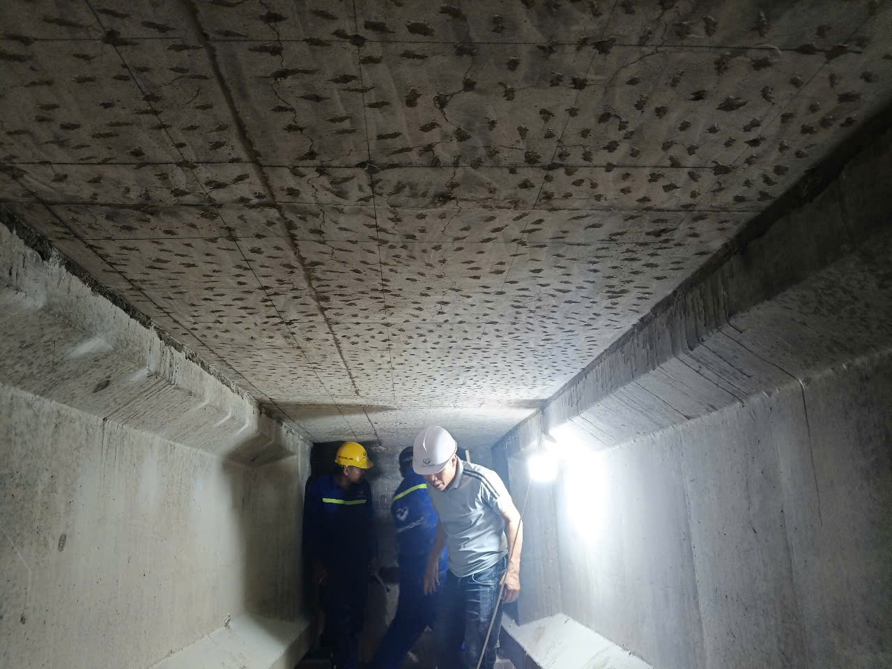 Xây dựng cầu Ông Thìn