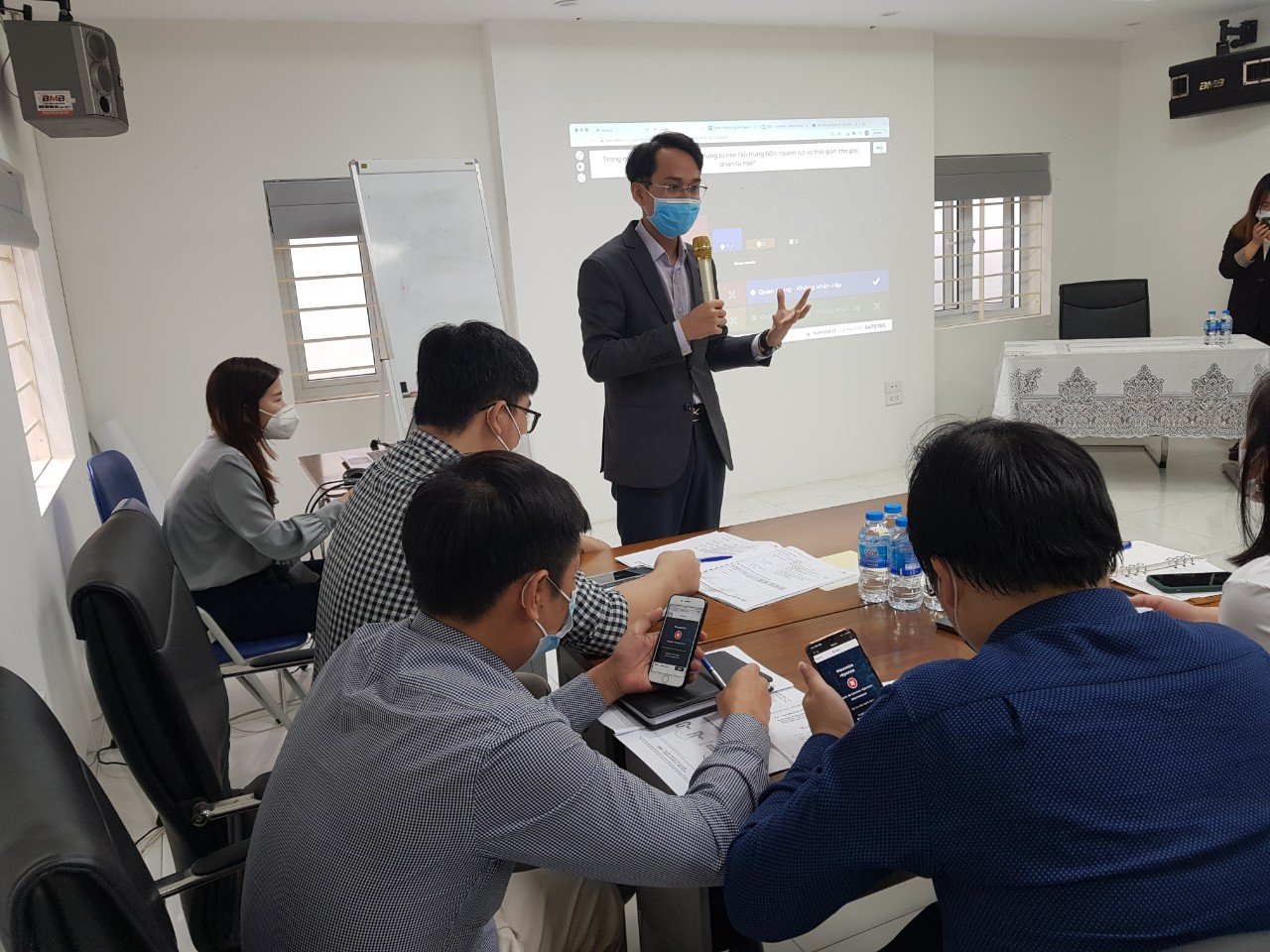 VINH HUNG HELD THE SECOND “MANAGEMENT CAPACITY DEVELOPMENT” TRAINING COURSE  IN 2022